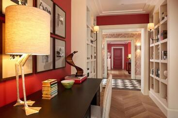 Rocco Forte Hotel De Russie