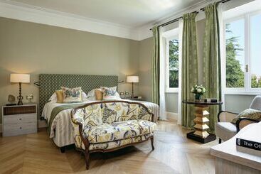 Rocco Forte Hotel De Russie