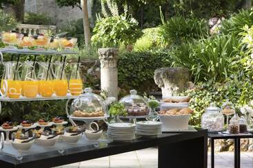 Rocco Forte Hotel De Russie