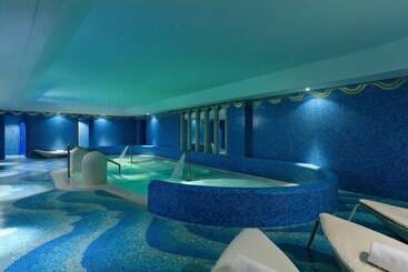 Rocco Forte Hotel De Russie
