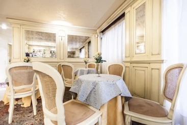 هتل San Luca