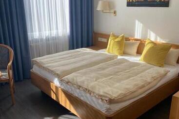Mirage City Hotel Stuttgart Zentrum
