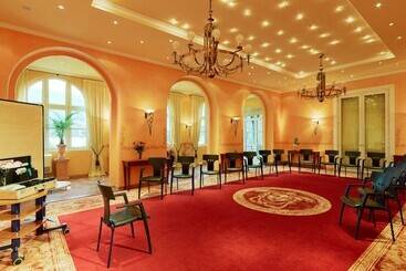 هتل Park Villa Zentral Am Mittelrhein Zimmer & Apartments