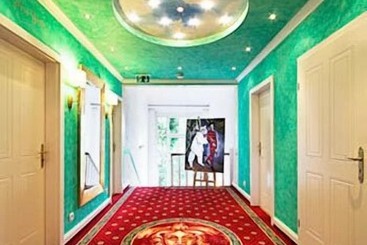 هتل Park Villa Zentral Am Mittelrhein Zimmer & Apartments