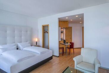 Резиденция Innside By Meliá Frankfurt Eurotheum