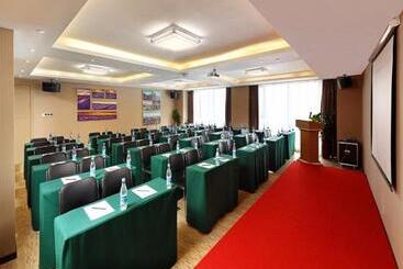 Lavande Hotel Changde Railway Station Branch