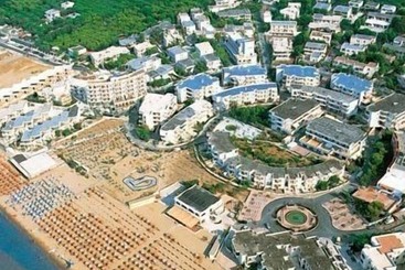 هتل Albergo Il Giardino