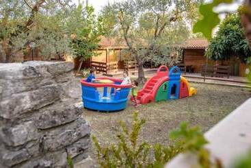 هتل Albergo Il Giardino