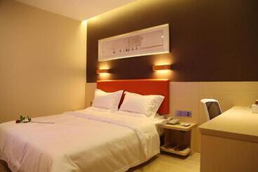 Отель 7days Premium Harbin Xuefu Road Branch