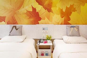Pai Hotel Yining Huarui International Commerce And Trade City