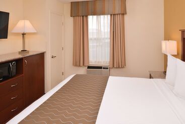 هتل Best Western Executive Inn & Suites