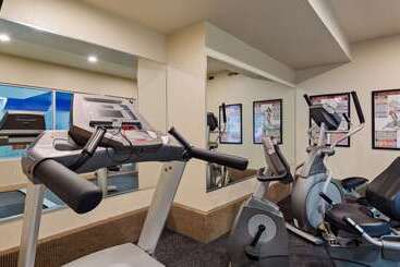 هتل Best Western Executive Inn & Suites