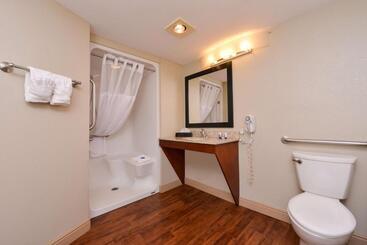 هتل Best Western Executive Inn & Suites