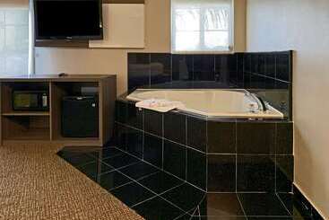 هتل Comfort Suites Oceanside Camp Pendleton Area