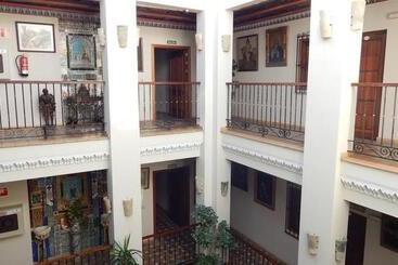 هتل Convento La Gloria