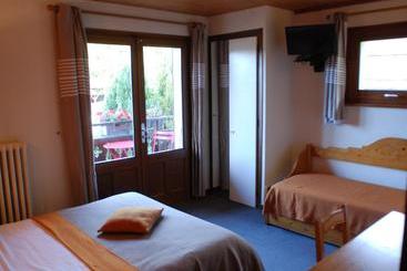 בית מלון כפרי Hôtel Les Glaïeuls