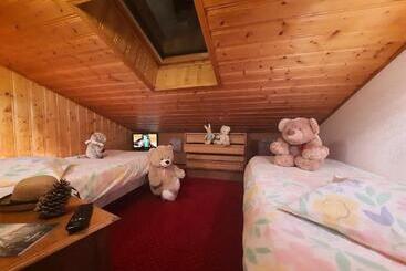 هتل Hôtel Les Triolets