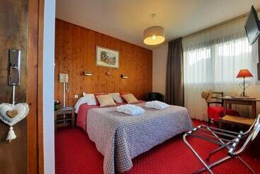 هتل Hôtel Les Triolets