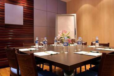هتل Hôtel Restaurant L Hirondelle
