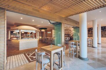 هتل Iberostar Waves Playa Gaviotas - All Inclusive