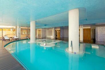 Отель Iberostar Waves Playa Gaviotas - All Inclusive
