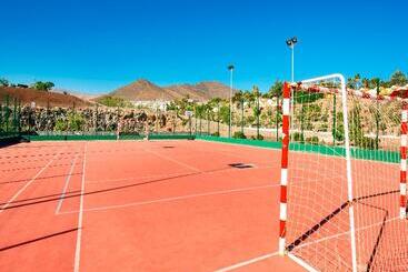 Отель Iberostar Waves Playa Gaviotas - All Inclusive