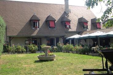 هتل Le Relais De La Sans Fond