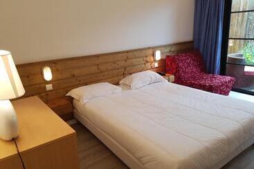 هتل Le Vieux Logis De Clam