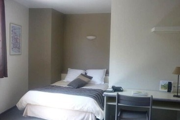 Logis Hotel Le Relais Du Serre