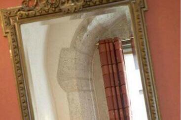 هتل Logis Hôtel Le Cheval Blanc