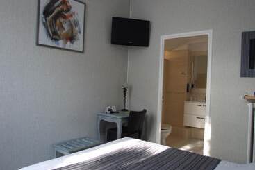 Logis Hotel L Occitan 2 étoiles