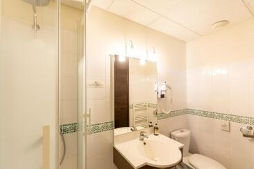 هتل Logis Hôtel Le Vert Galant
