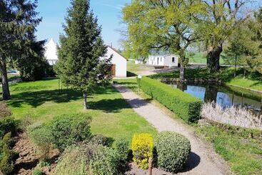هتل Logis Hôtel Les Tuileries