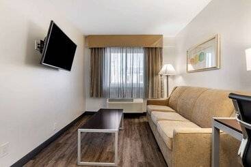 هتل Quality Inn Burbank Airport