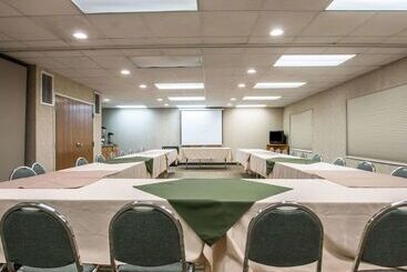 هتل Quality Suites San Diego Otay Mesa