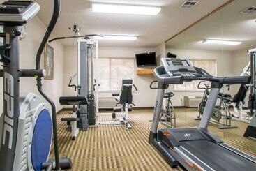 هتل Quality Suites San Diego Otay Mesa