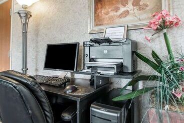 هتل Quality Suites San Diego Otay Mesa