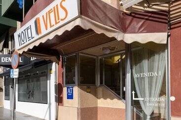 هتل Velis