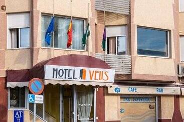 هتل Velis