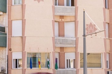 هتل Velis