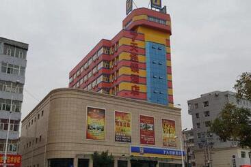 هتل 7 Days Inn Zhangjiakou Mingde North Road