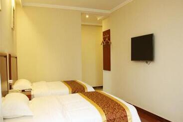 هتل Greentree Inn Langfang Guangyang District Highspeed Railway Station Business