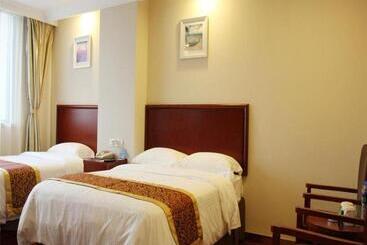 هتل Greentree Inn Langfang Guangyang District Highspeed Railway Station Business