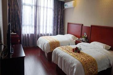 هتل Greentree Inn Langfang Guangyang District Highspeed Railway Station Business