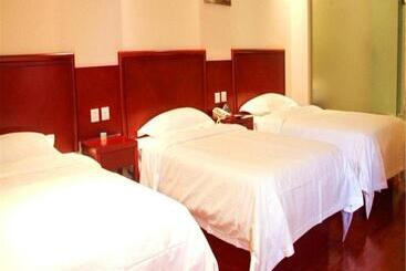 هتل Greentree Inn Langfang Guangyang District Highspeed Railway Station Business