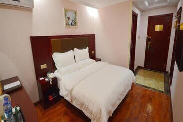 هتل Greentree Inn Langfang Guangyang District Highspeed Railway Station Business
