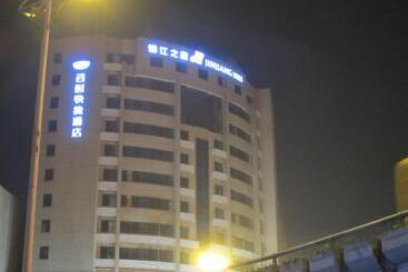 هتل Jinjiang Inn Mianyang Technical Building Flyover
