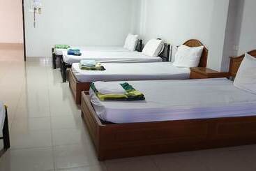 هتل Yong Dee Apartment