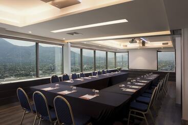 Boulevard Suites Ferrat