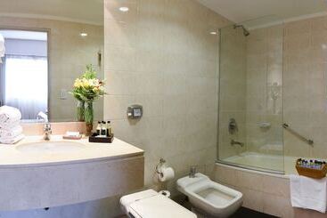 Argenta Tower Hotel & Suites